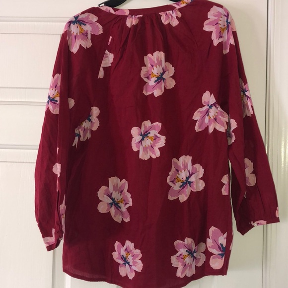 Old Navy NWT floral print button down top - Picture 8 of 8